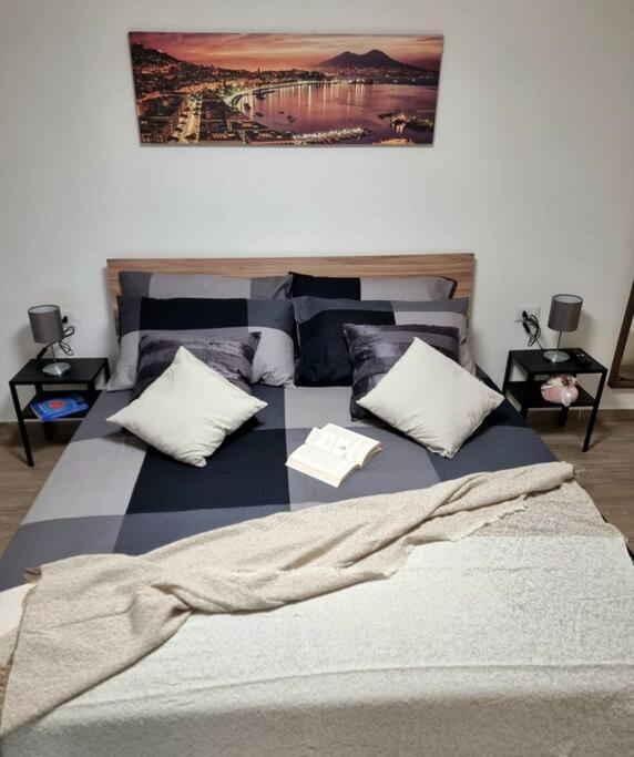 Casa Comoda E Centrale In Quartiere Storico Di Napoli Eksteriør billede