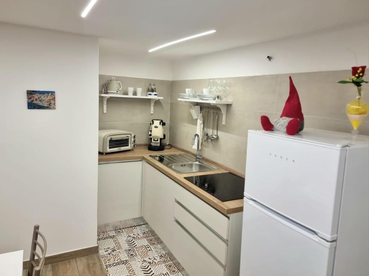 Casa Comoda E Centrale In Quartiere Storico Di Napoli Eksteriør billede