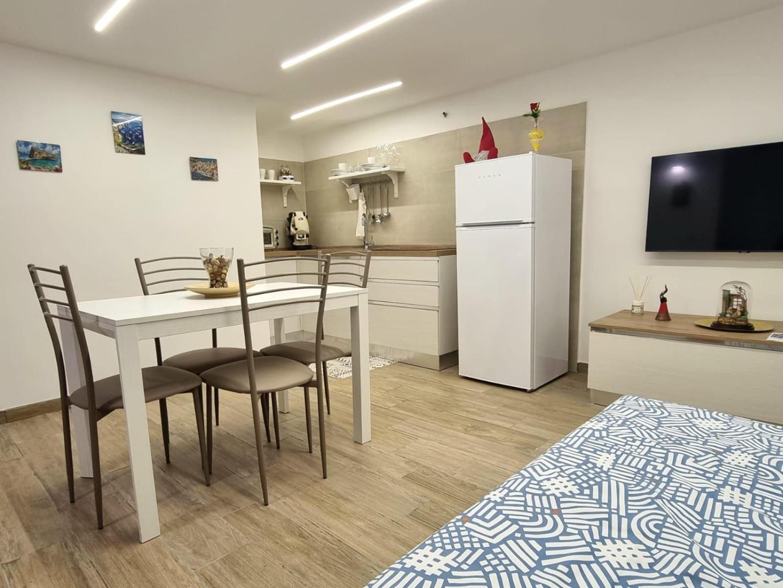 Casa Comoda E Centrale In Quartiere Storico Di Napoli Eksteriør billede